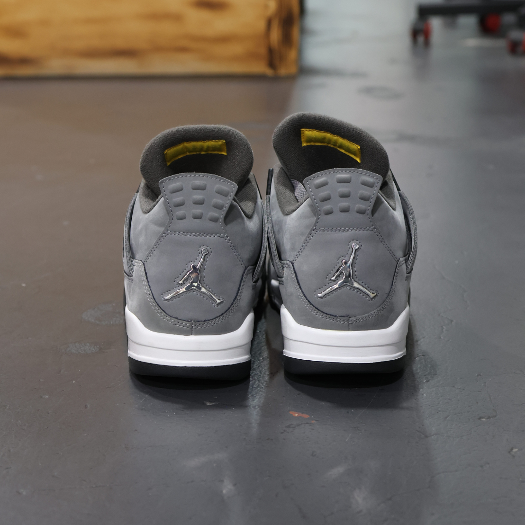 Air Jordan 4 Retro Cool Grey (2019)(Used)