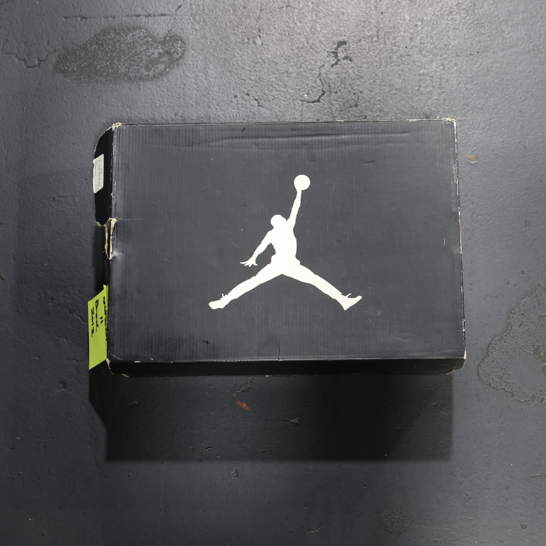 Air Jordan 11 Retro Playoffs (2012)(Used)