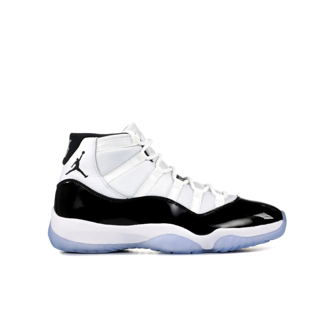 Air Jordan 11 Retro Concord (2018)(Used)