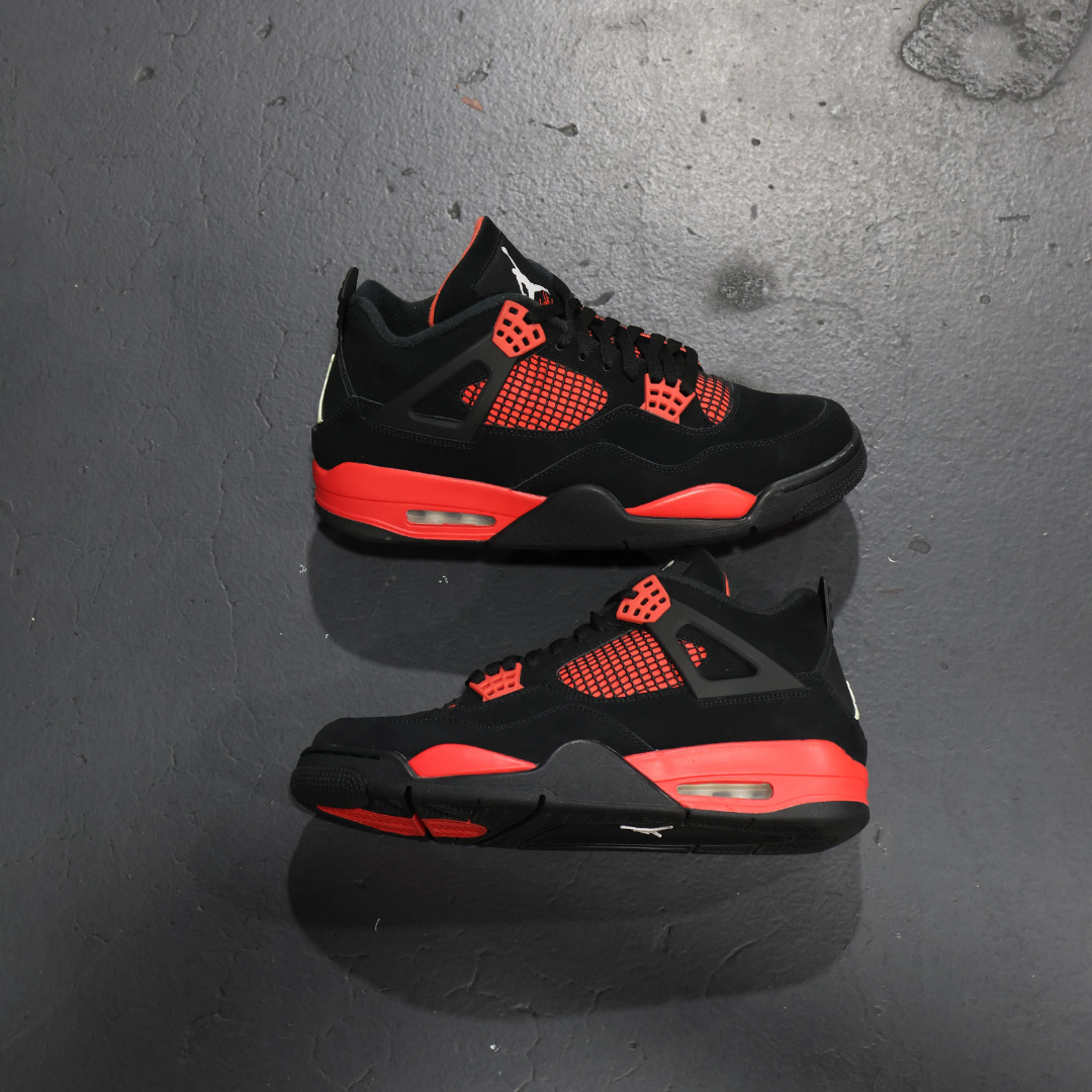 Air Jordan 4 Retro Red Thunder (Used)