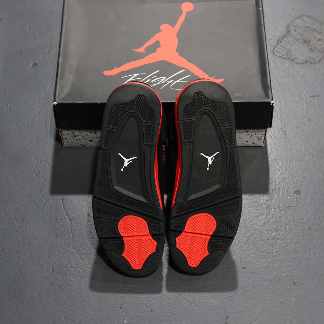 Air Jordan 4 Retro Red Thunder (Used)