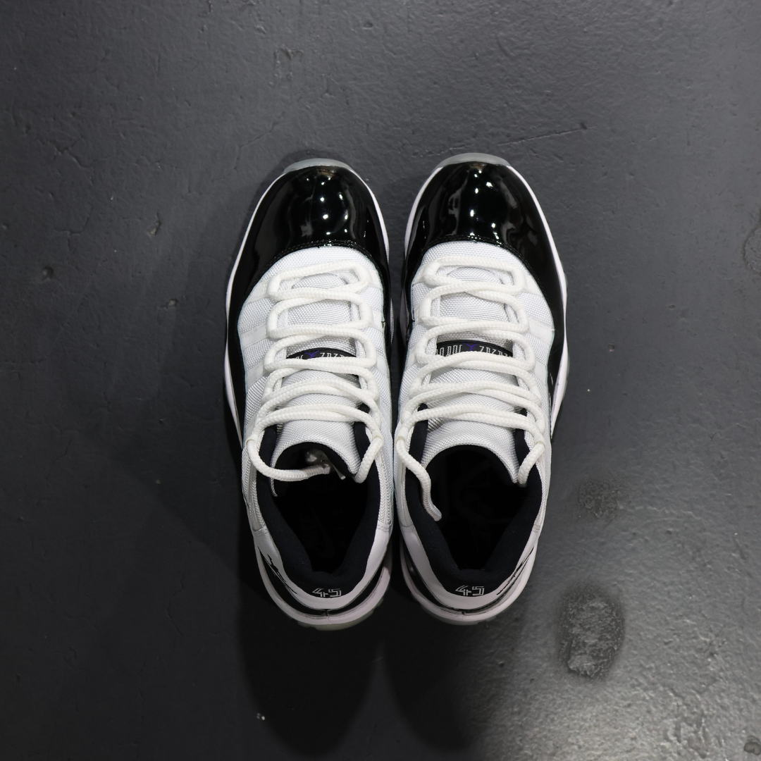 Air Jordan 11 Retro Concord (2018)(Used)